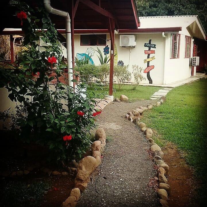 Casa Ballena Eco Hostel 乌维塔 外观 照片