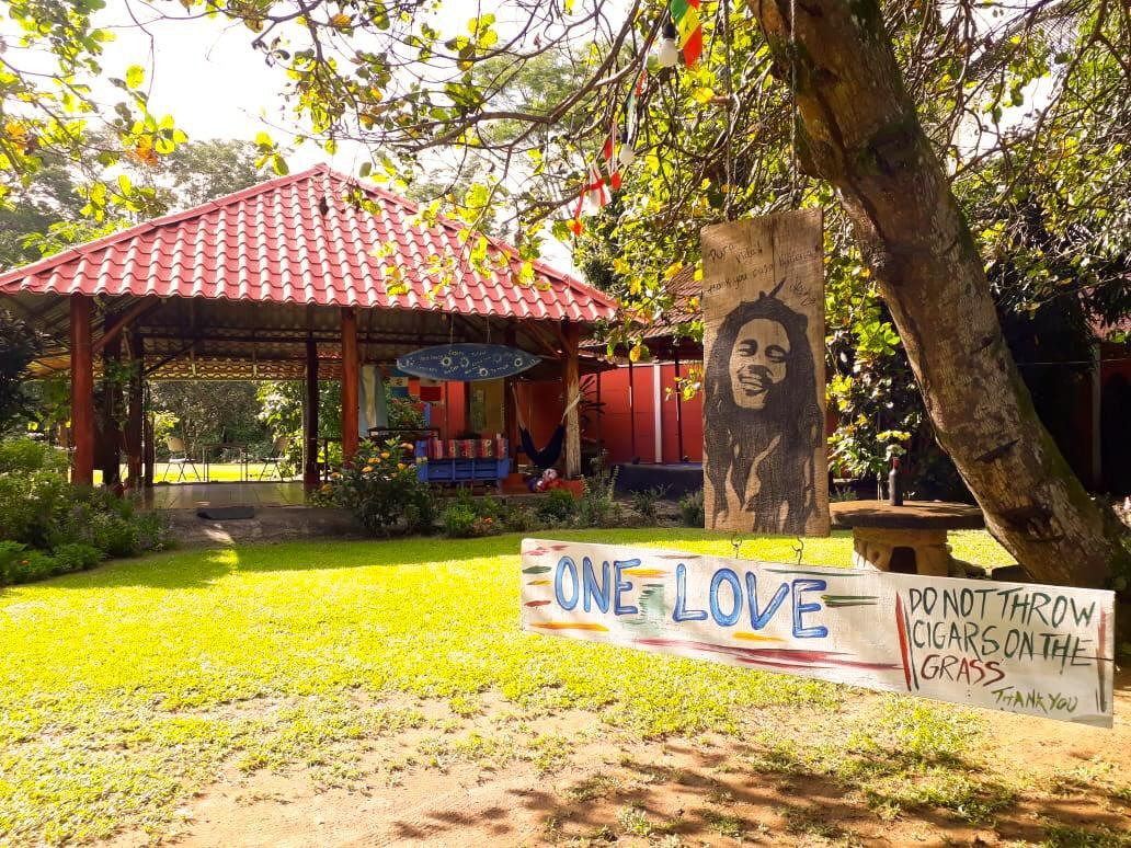 Casa Ballena Eco Hostel 乌维塔 外观 照片